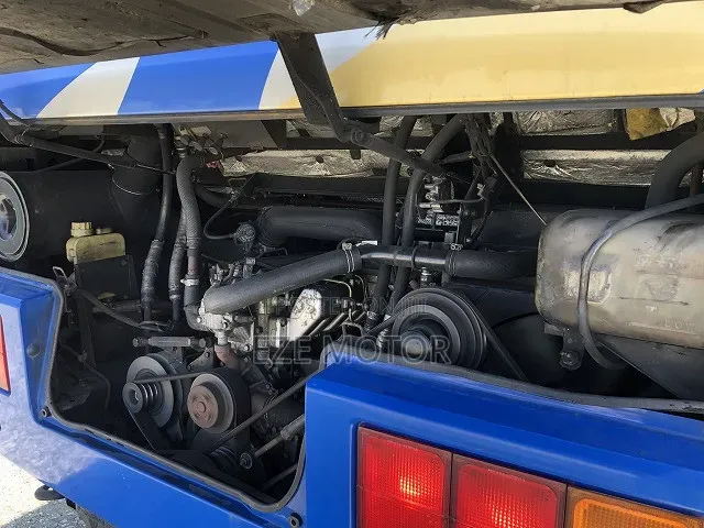 Mitsubishi Fuso Aero Bus 2003 Blue