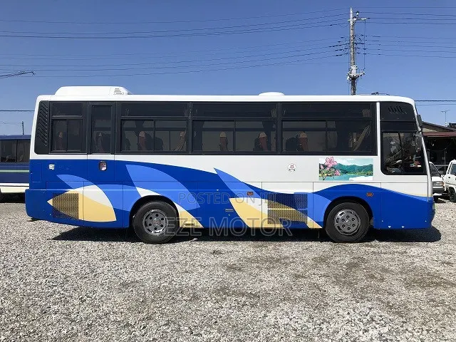 Mitsubishi Fuso Aero Bus 2003 Blue