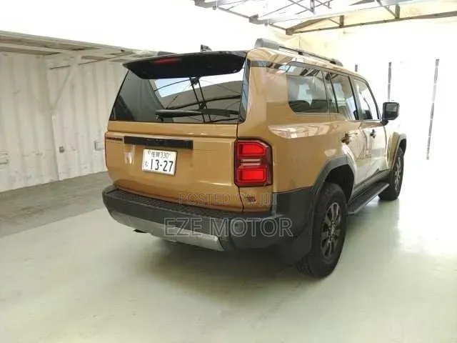 Toyota Land Cruiser Prado 2025 Gold