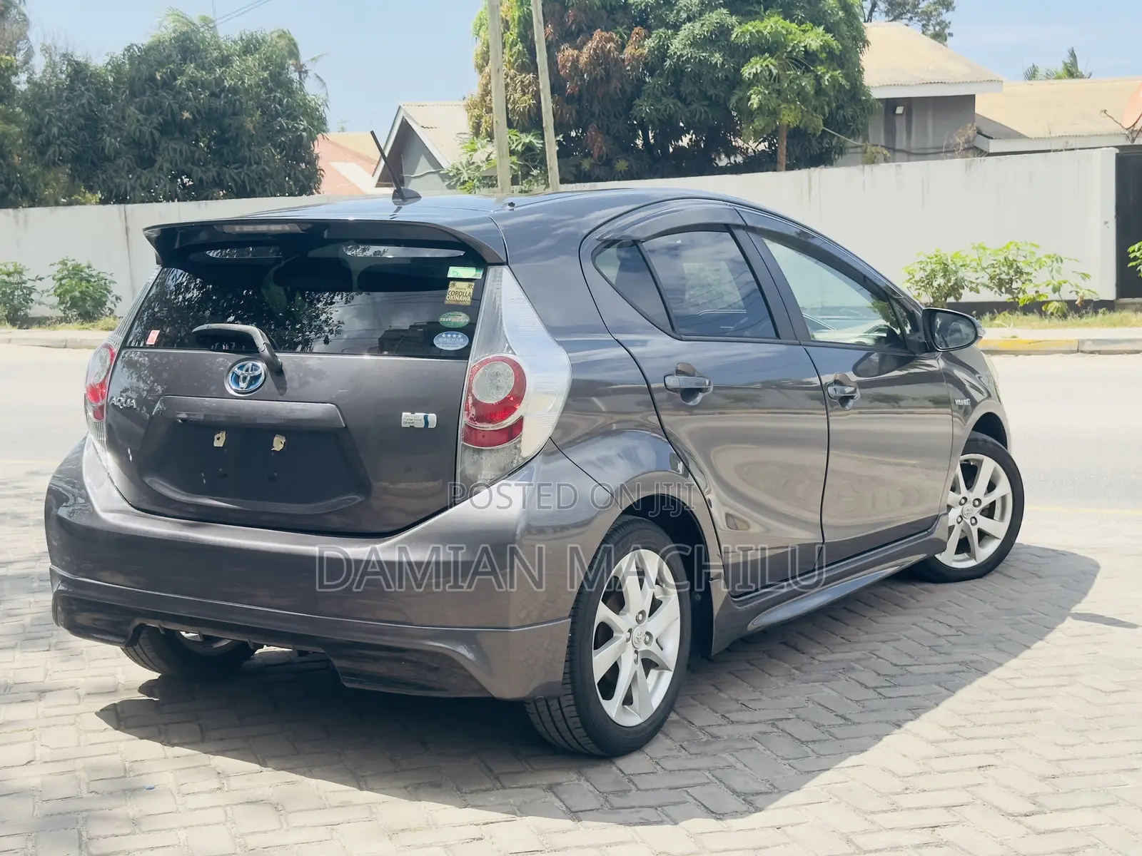 Toyota Aqua 2014 Gray
