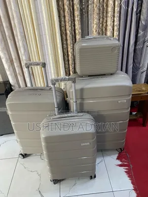 🔥silicon Luggage Se—PC 4🧳✨💎seti Nzima PC 4💰price: TSH 250,000/=
