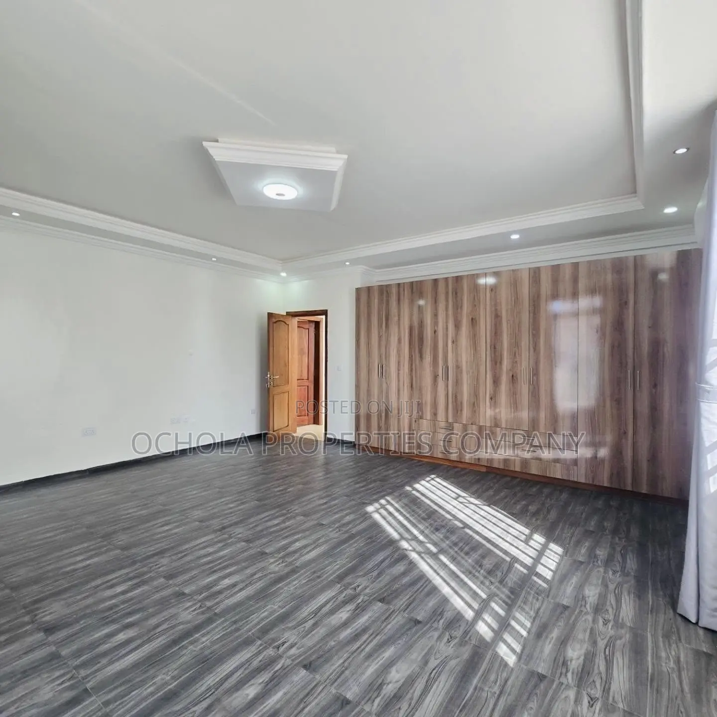 4bdrm Villa in Masaki for rent