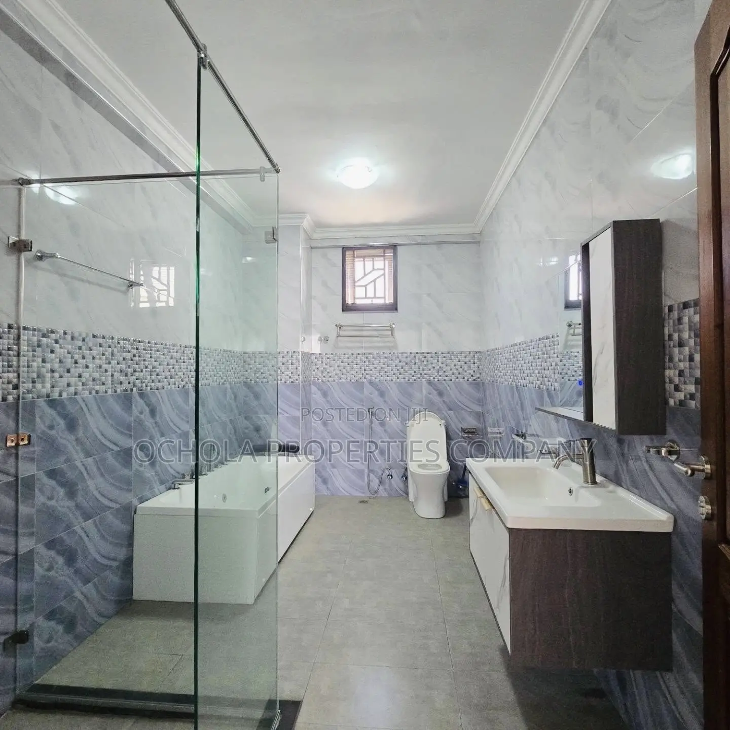 4bdrm Villa in Masaki for rent