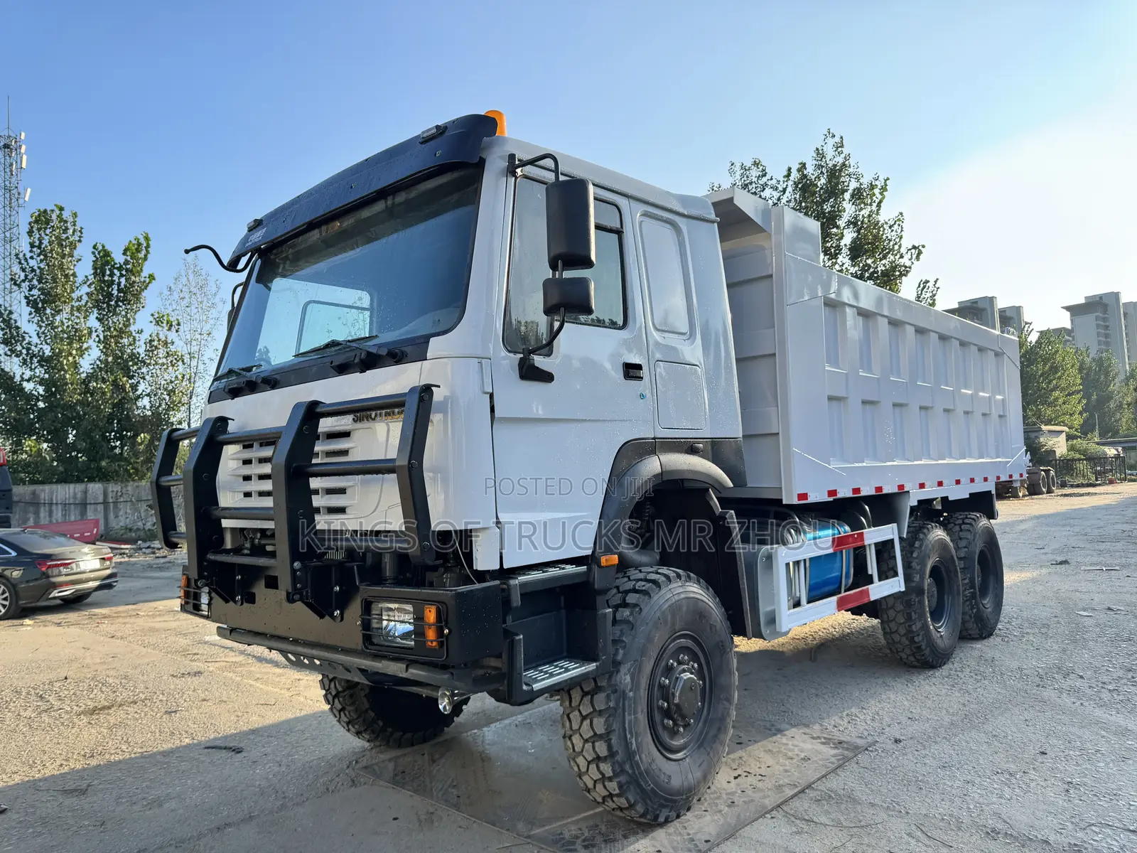 Ready for Order HOWO 6x6 Dump Truck 371 Engine