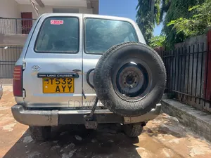 Toyota Land Cruiser 1998 Silver