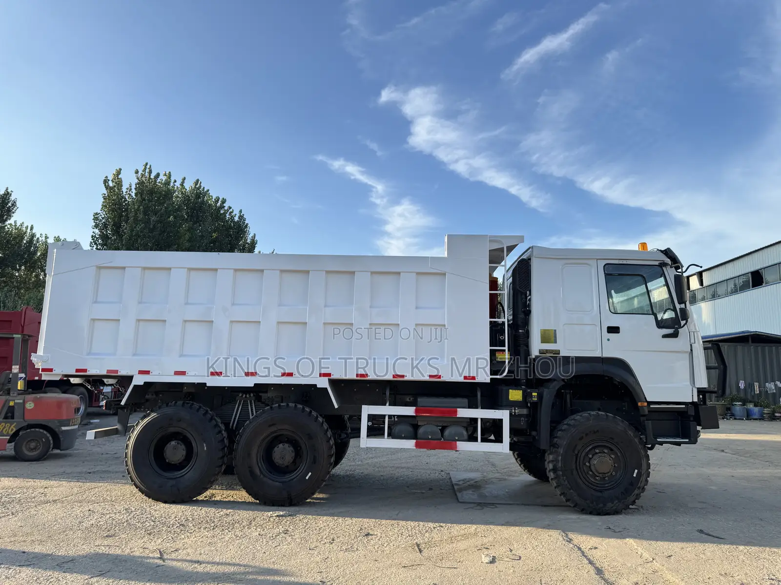 Ready for Order HOWO 6x6 Dump Truck 371 Engine