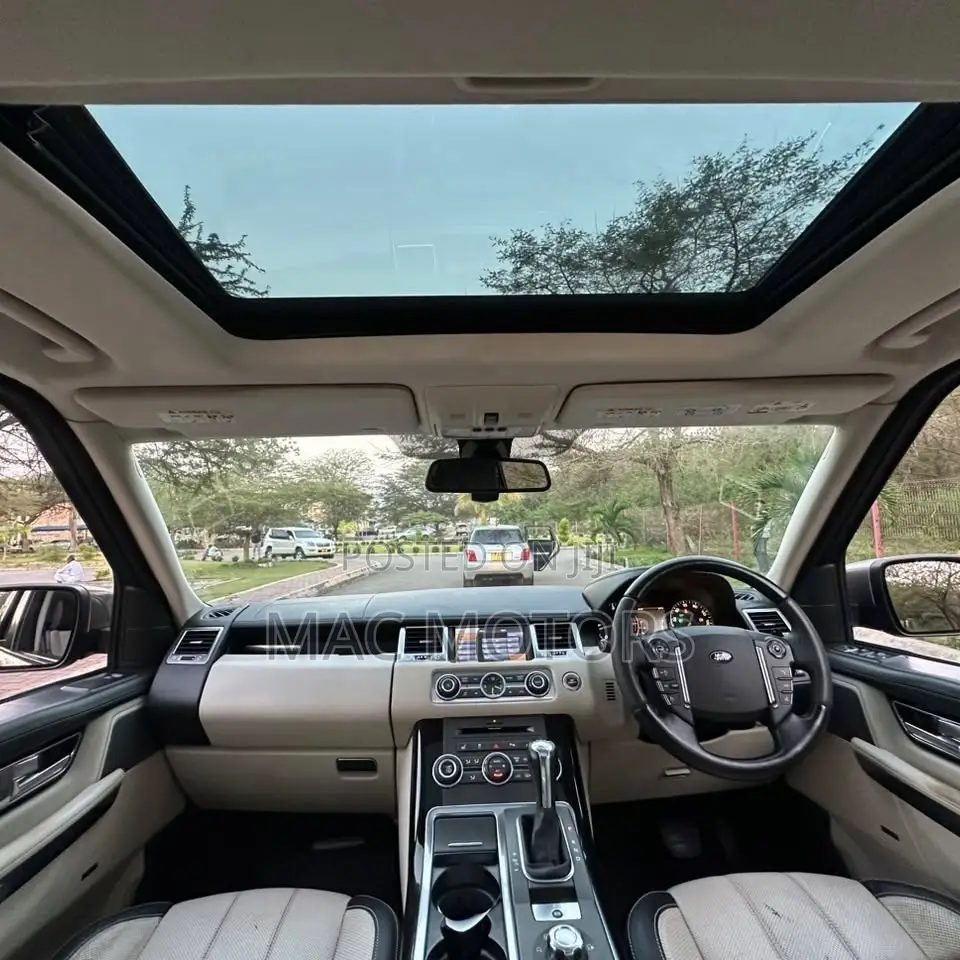 Land Rover Range Rover Sport 2010 Gray