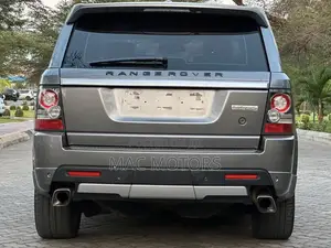 Land Rover Range Rover Sport 2010 Gray