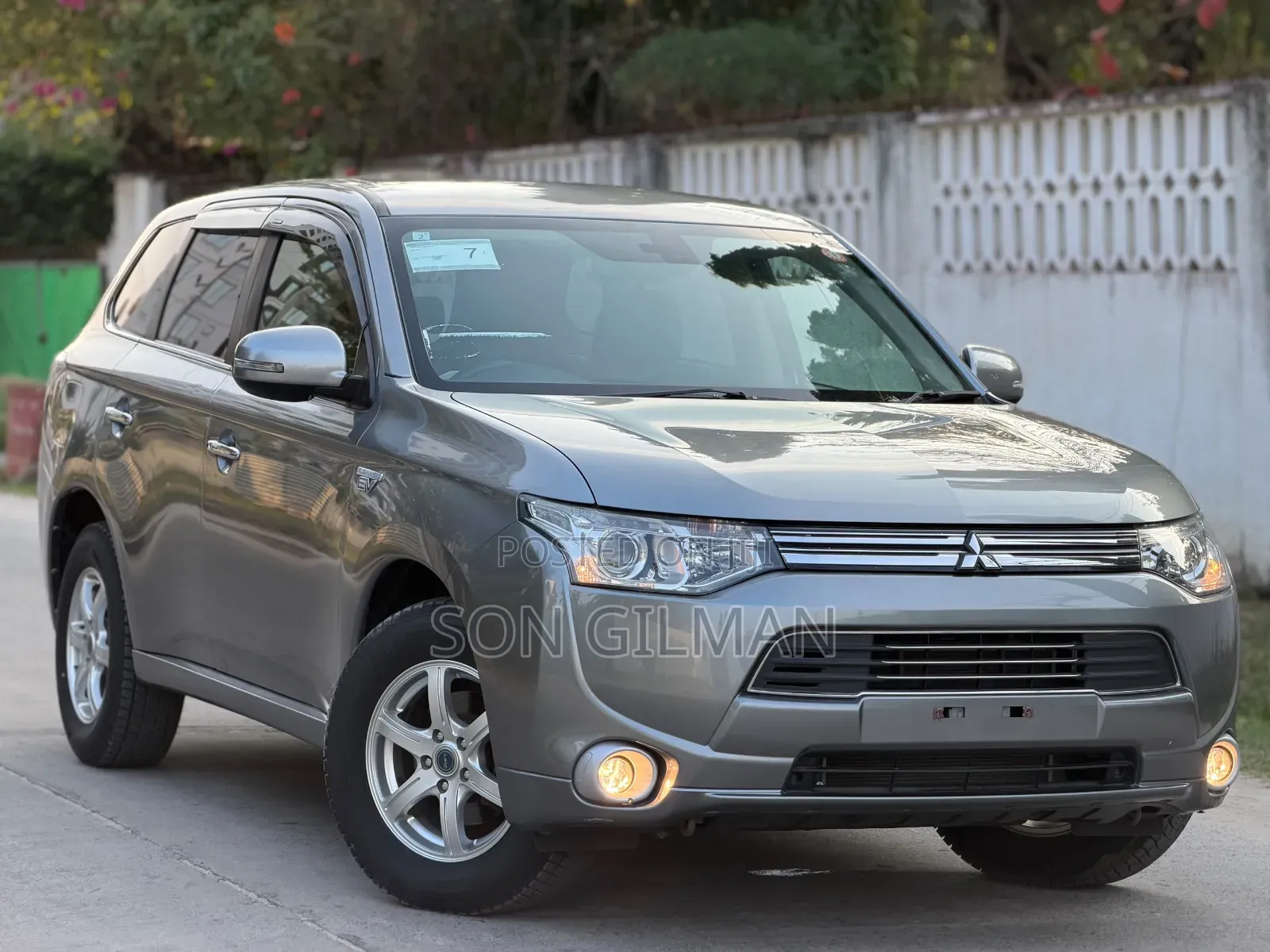 Mitsubishi Outlander 2013 Gray