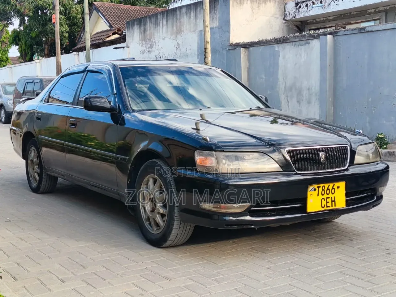 Toyota Cresta 2003 Black