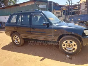 Toyota RAV4 Automatic 2000 Black