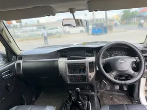 Nissan Patrol 2007 White