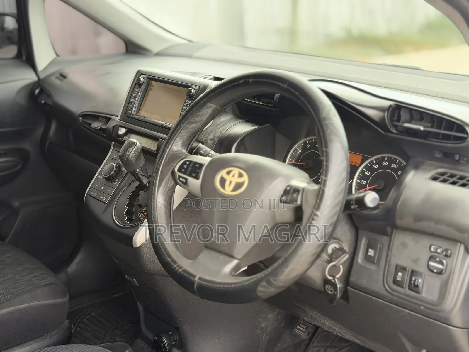 Toyota Wish 2010 Blue
