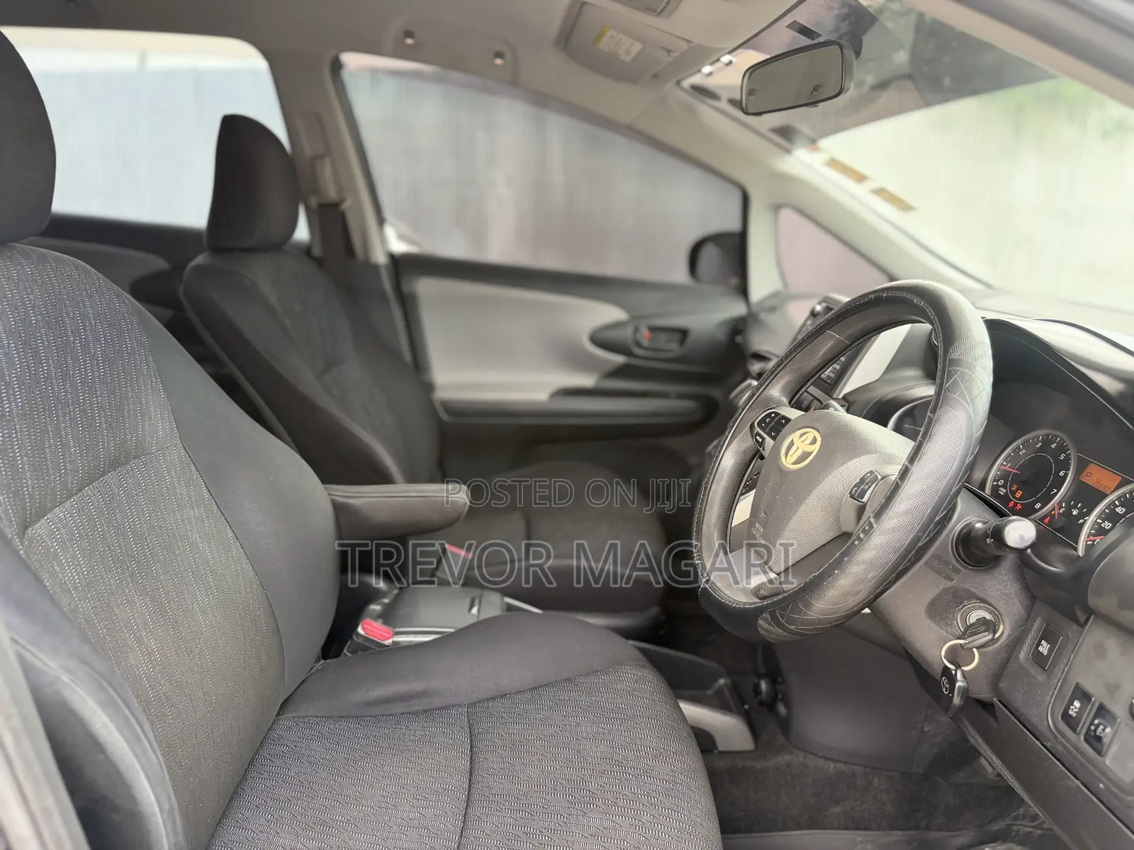 Toyota Wish 2010 Blue