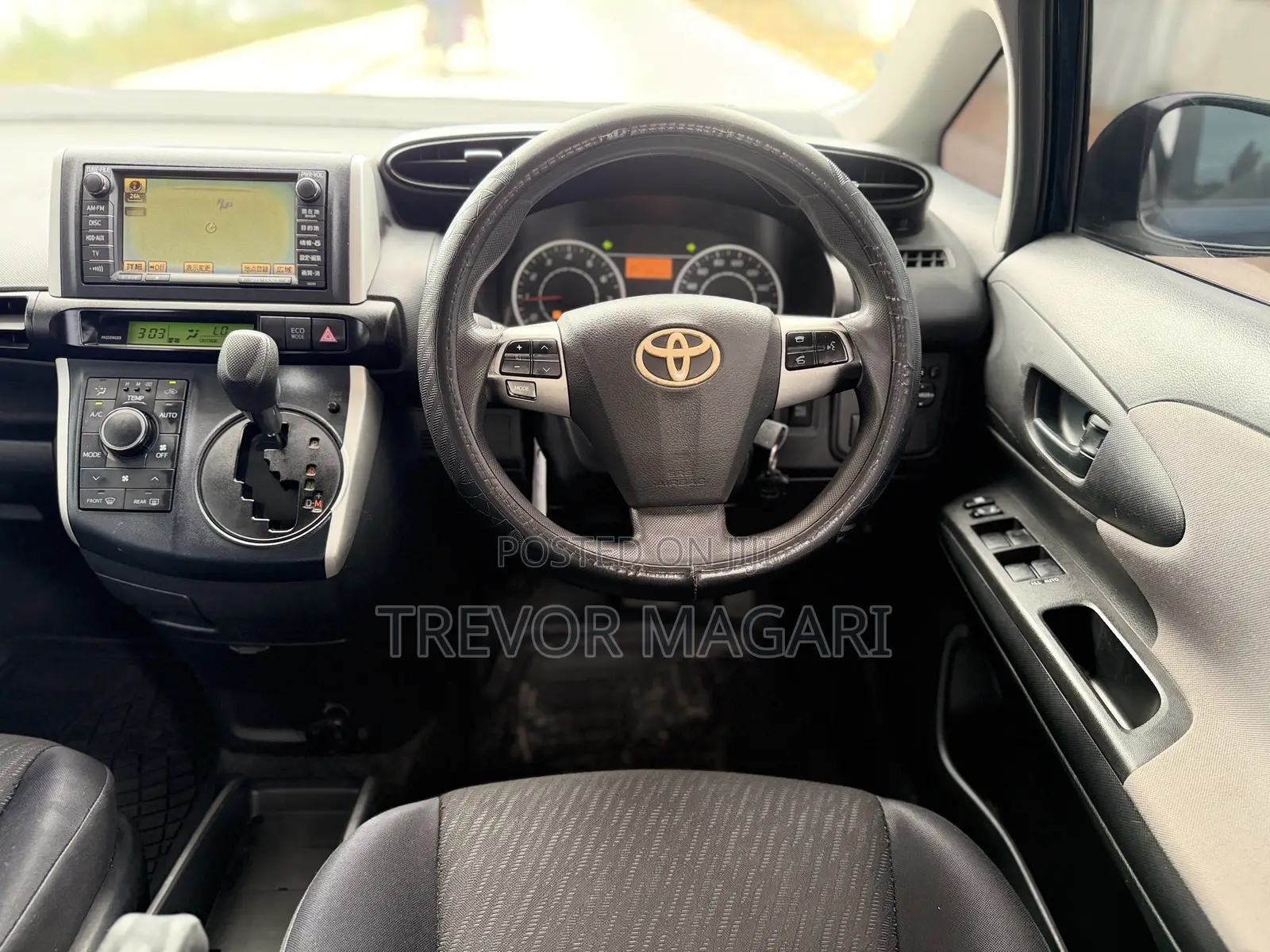 Toyota Wish 2010 Blue