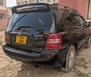 Toyota Kluger 2002 Black