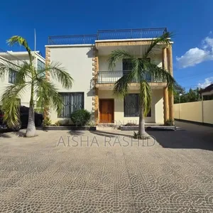 5bdrm House in Oyster Bay for rent