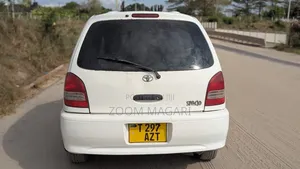 Toyota Corolla Spacio 2000 White