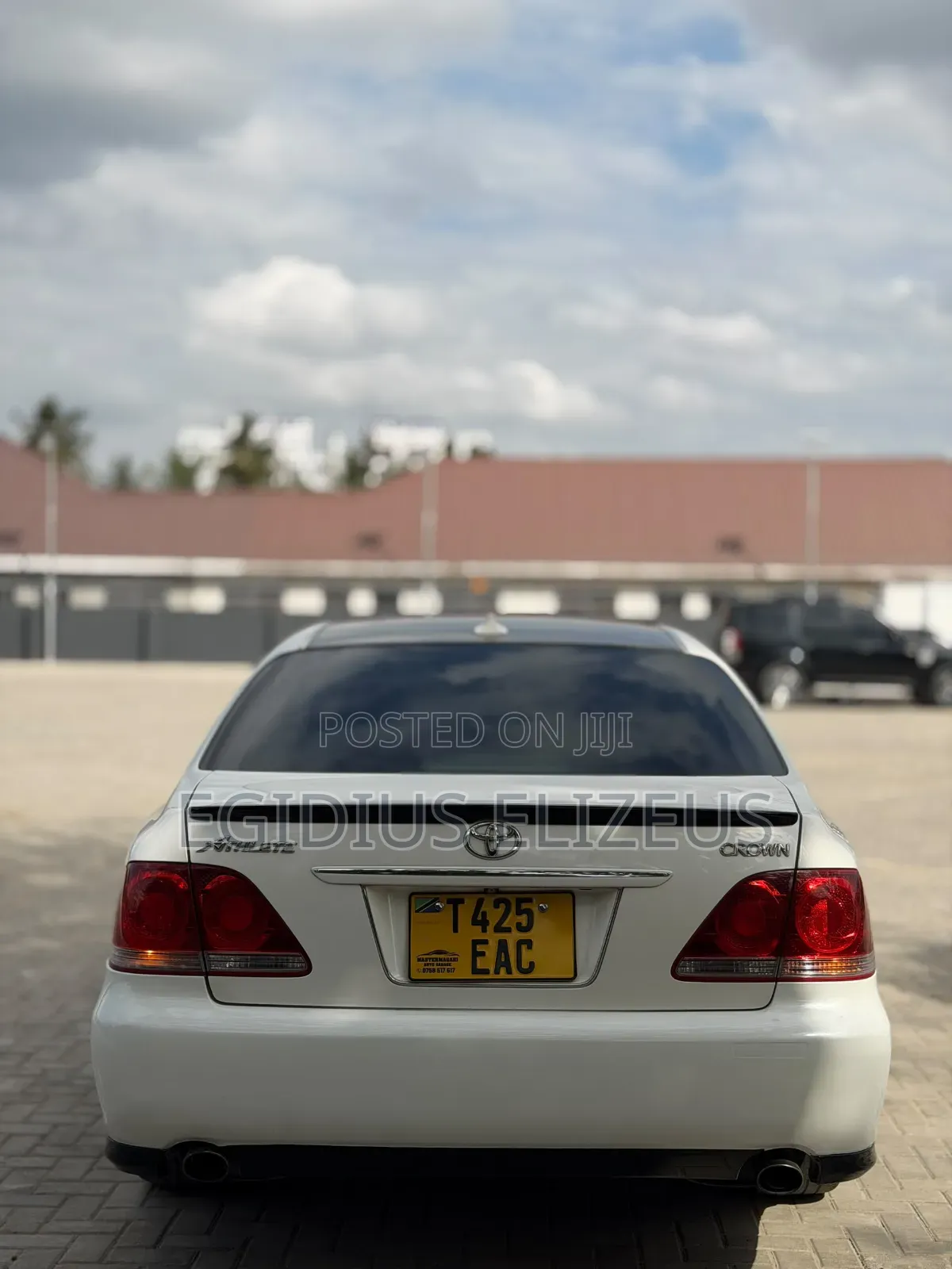 Toyota Crown Royale 2005 White