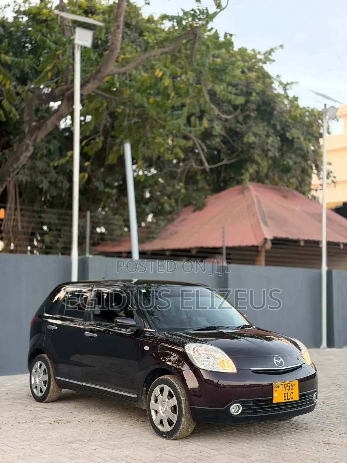 Mazda Verisa 2008 Black