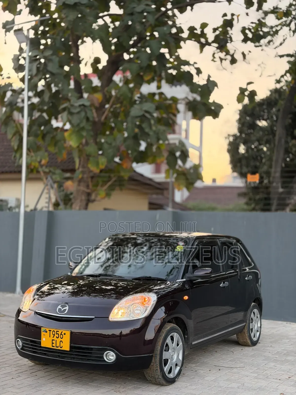 Mazda Verisa 2008 Black