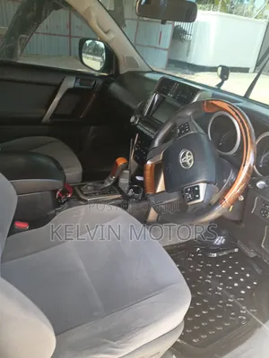 Toyota Land Cruiser Prado 2010 Black