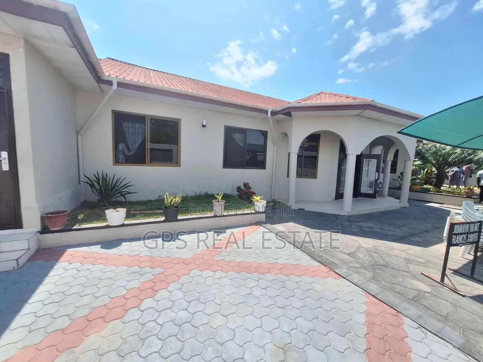 3bdrm House in Mbweni Maindi, Kinondoni for sale