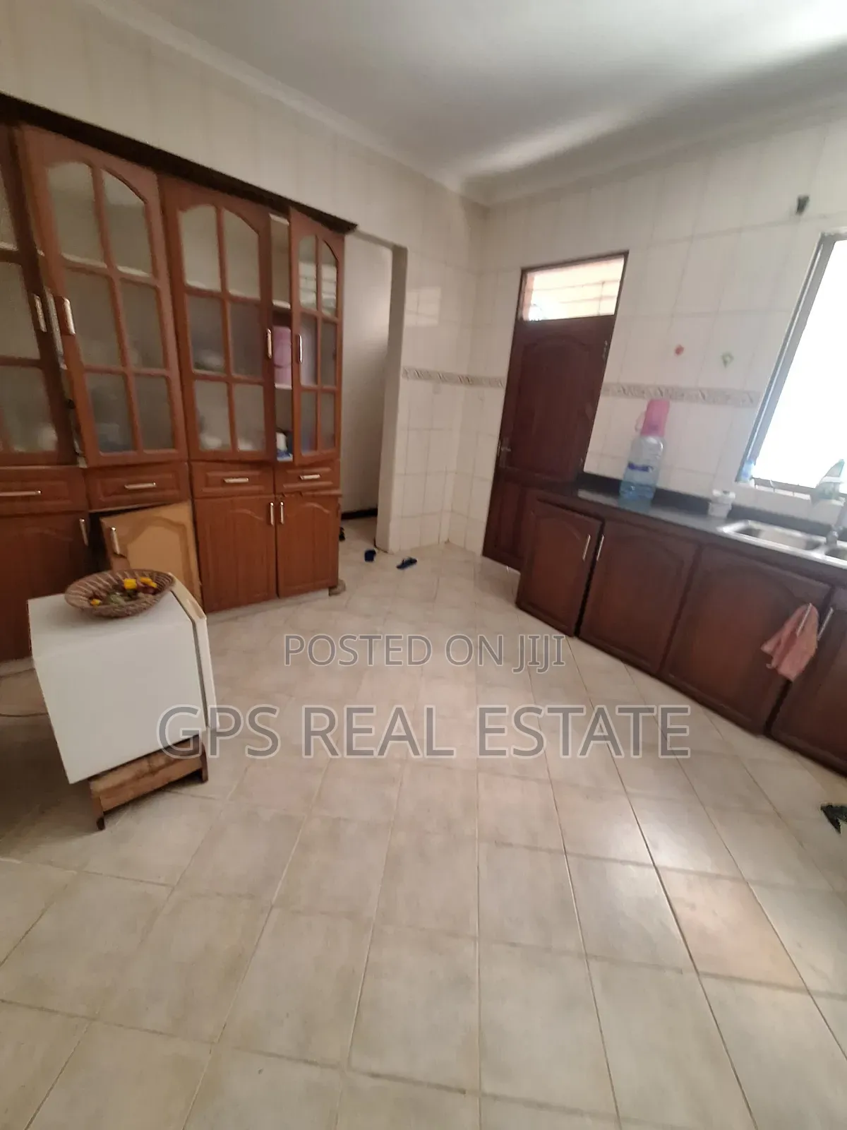 3bdrm House in Mbweni Maindi, Kinondoni for sale