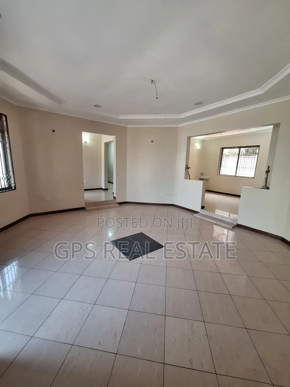 3bdrm House in Mbweni Maindi, Kinondoni for sale