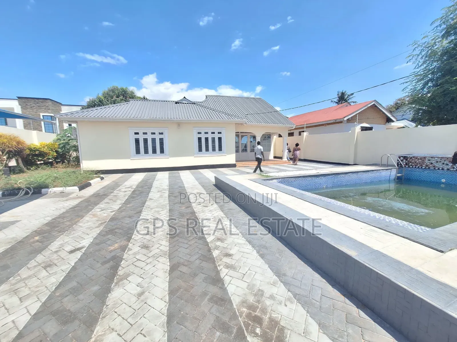 3bdrm House in Mbweni Ubungo, Kinondoni for sale