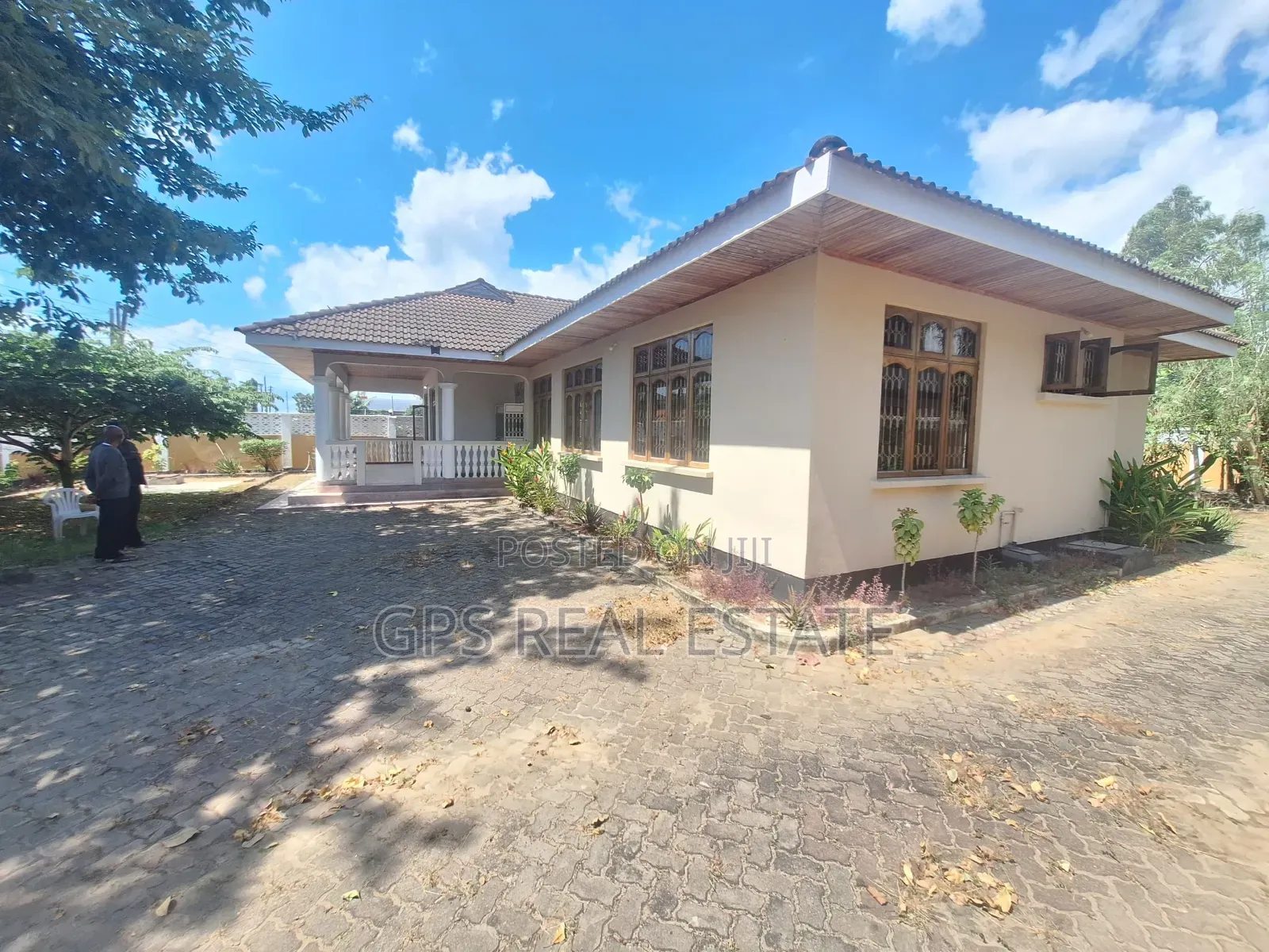 5bdrm House in Mbezi Beach, Kinondoni for sale