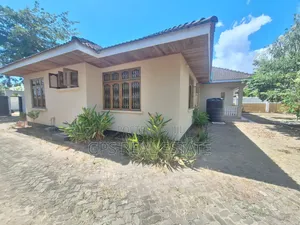 5bdrm House in Mbezi Beach, Kinondoni for sale