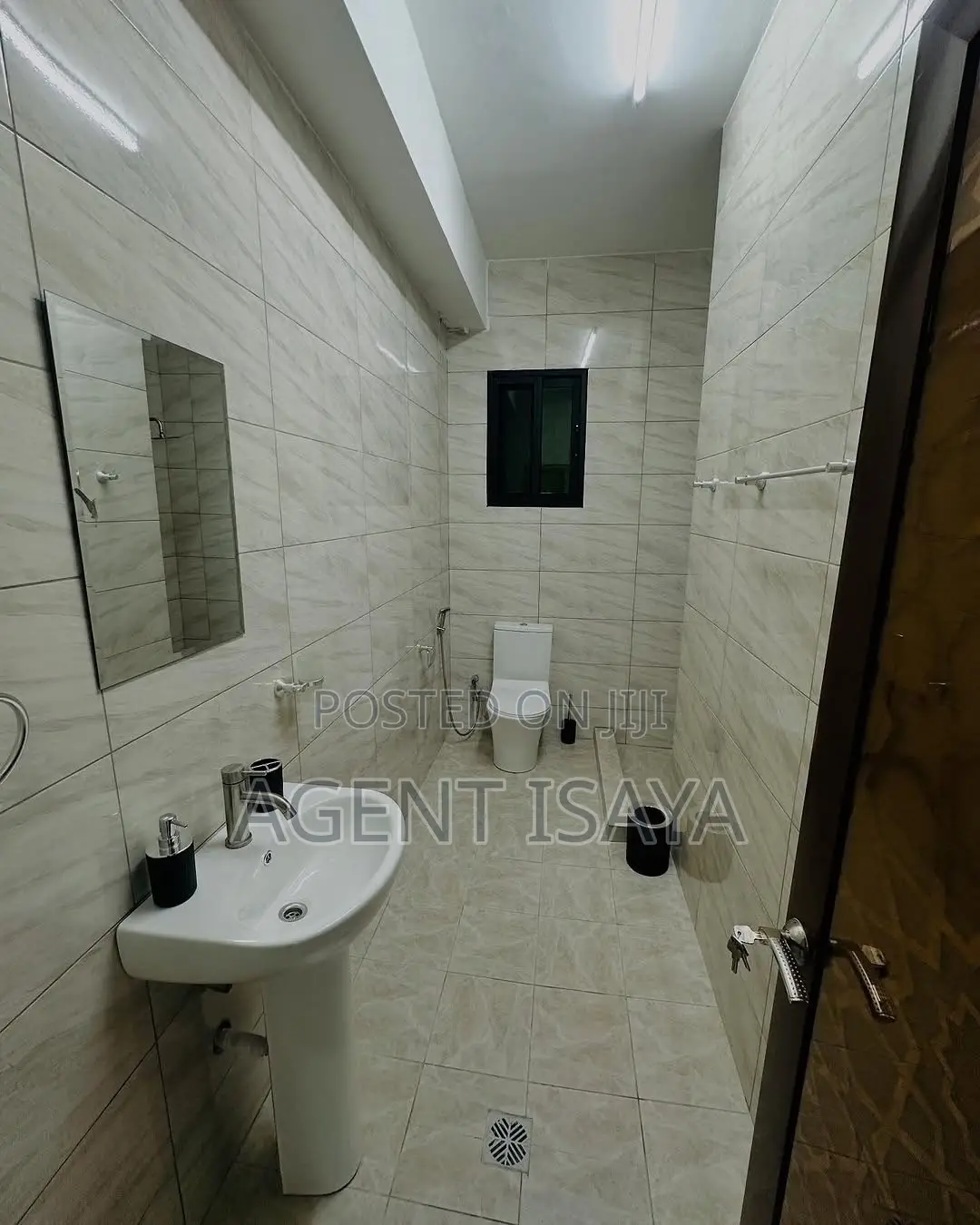 Furnished 3bdrm Apartment in Msasani for sale