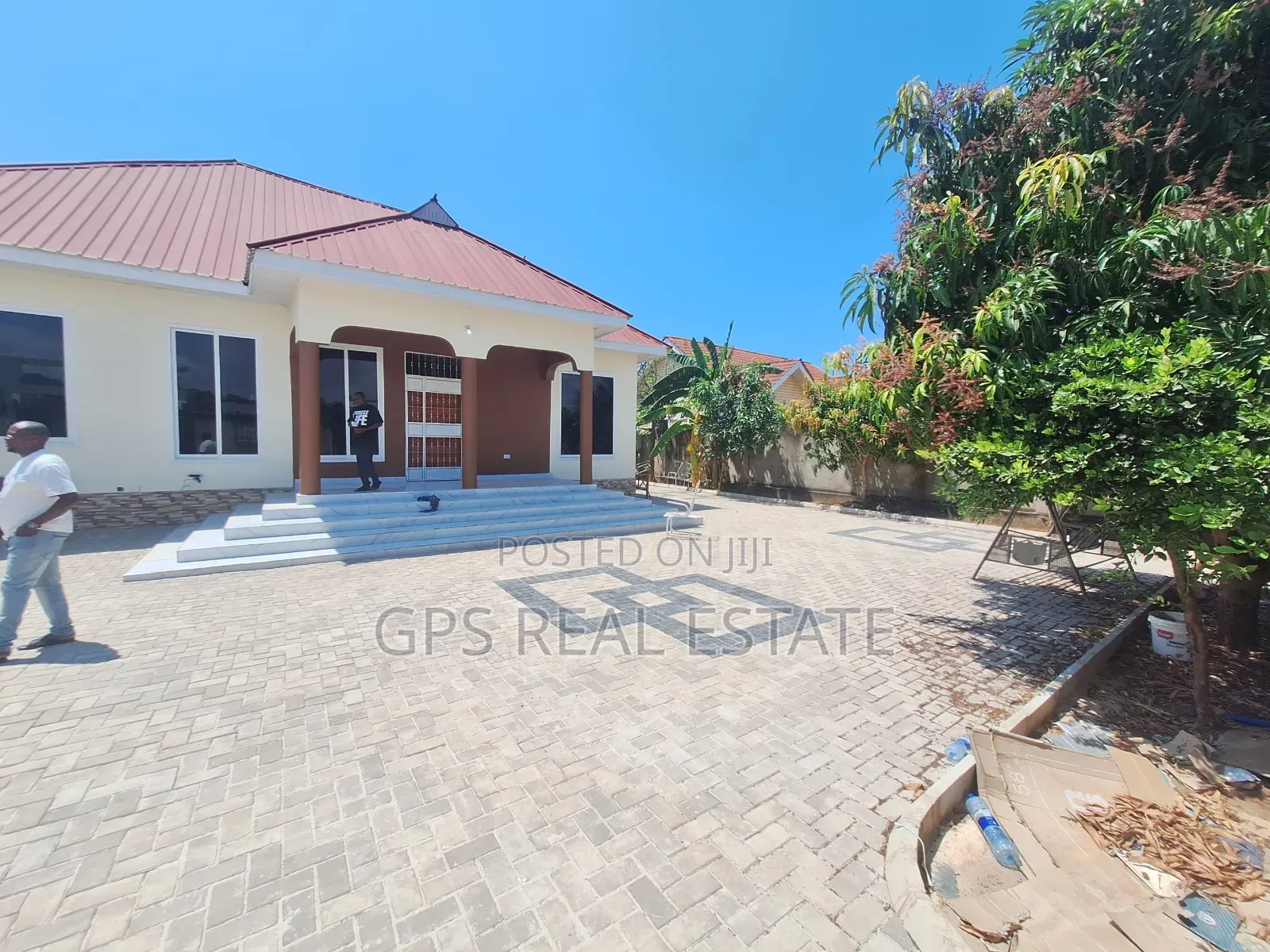 4bdrm House in Mbweni, Kinondoni for sale