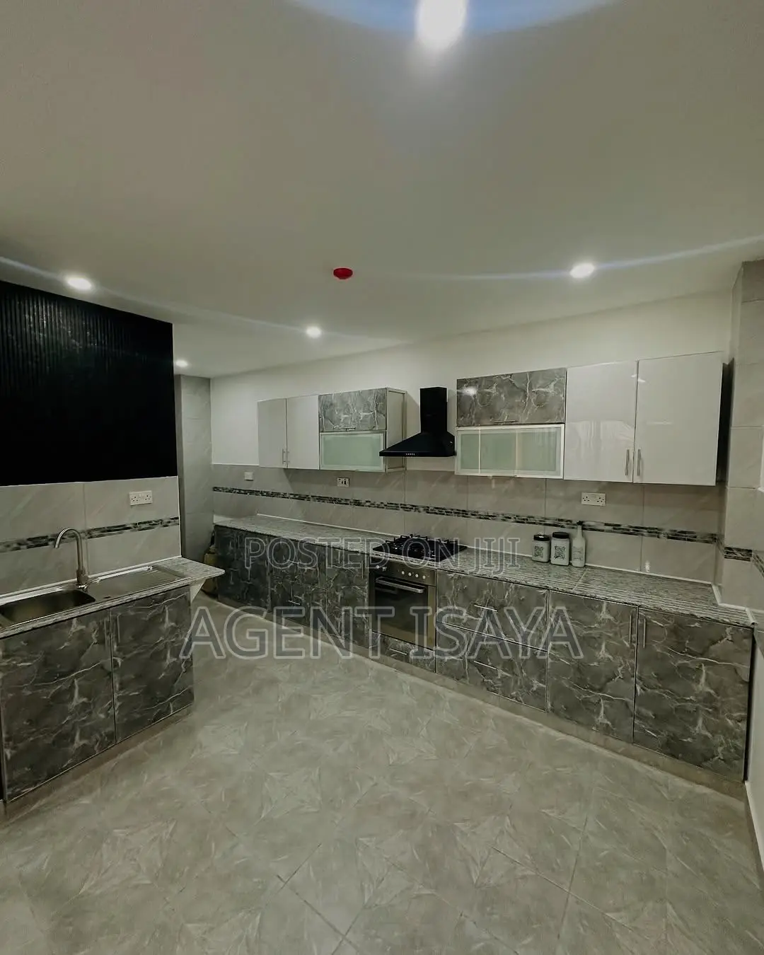 Furnished 3bdrm Apartment in Msasani for sale