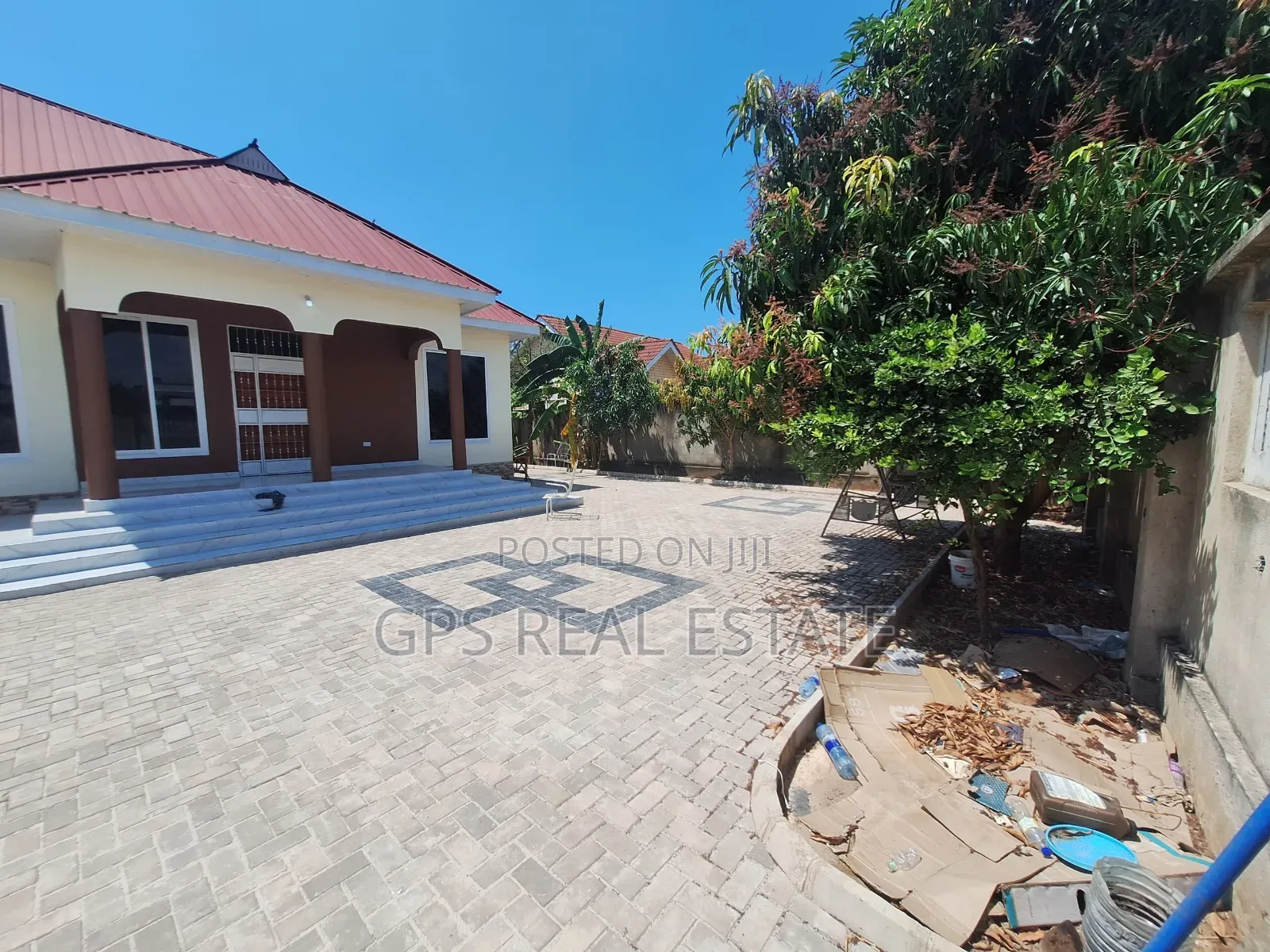 4bdrm House in Mbweni, Kinondoni for sale
