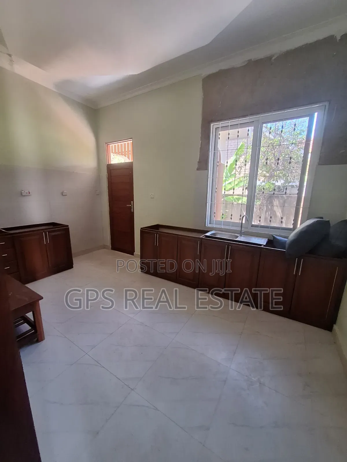 4bdrm House in Mbweni, Kinondoni for sale
