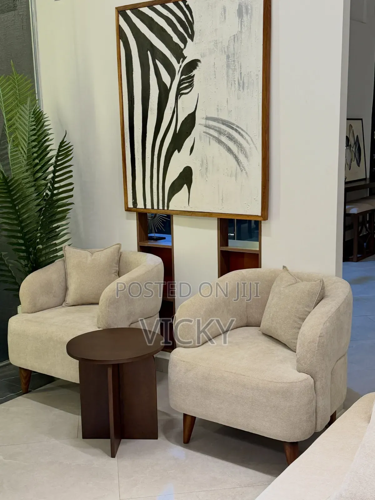 SOFA YA 1.8M Ni Nzuri Sana Full Fibre Very Classc