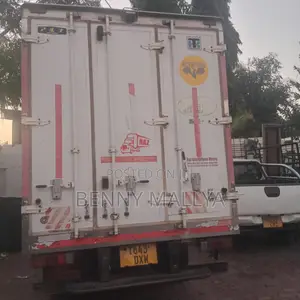 Mitsubishi Fuso Canter-Refrigerated Truck