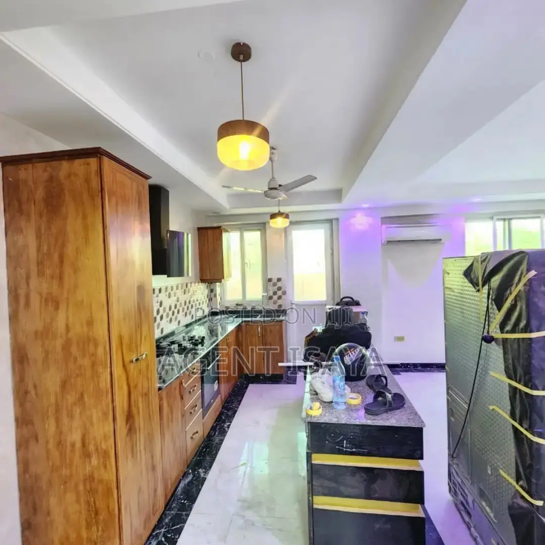 3bdrm Apartment in Ada Estate for rent