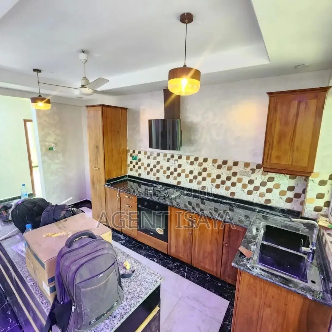 3bdrm Apartment in Ada Estate for rent