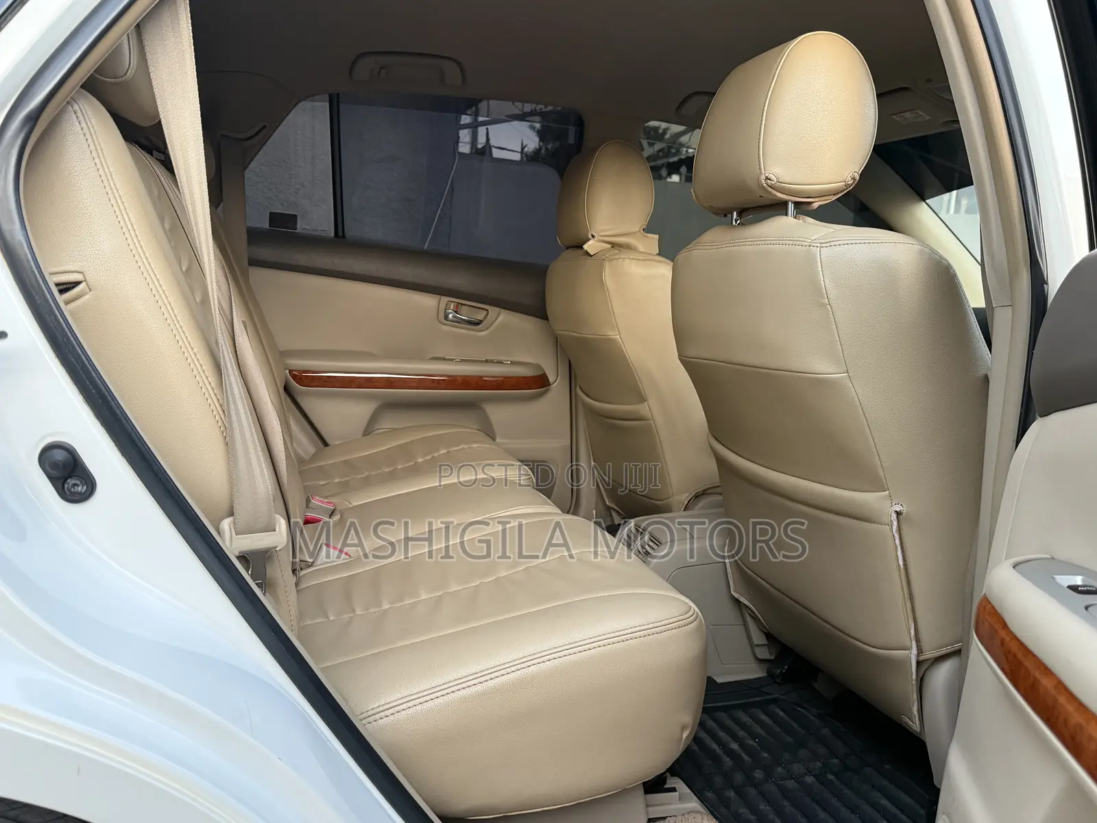 Toyota Harrier 2003 White
