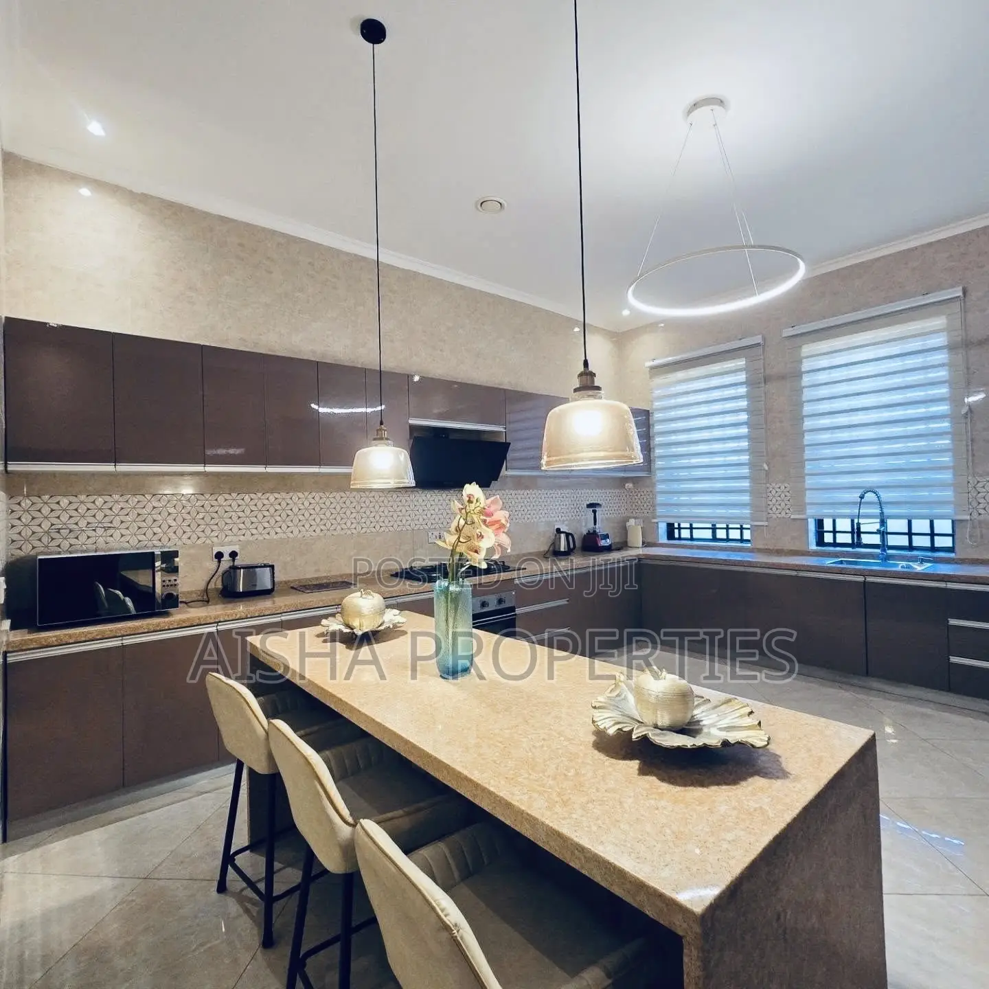 Furnished 4bdrm Villa in Oyster Bay for rent