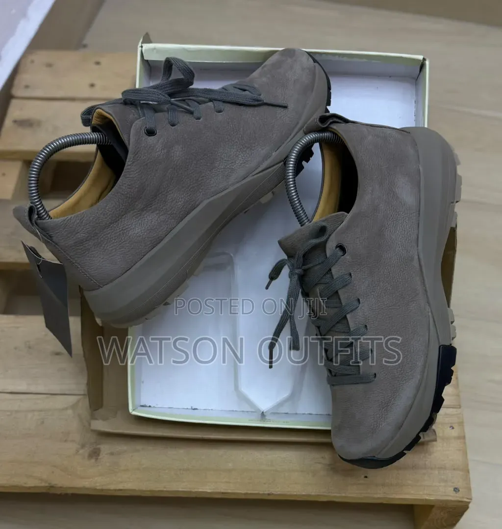 3 Colours Ecco Brand Men's Leather Sneakers or Shoes Very Nice