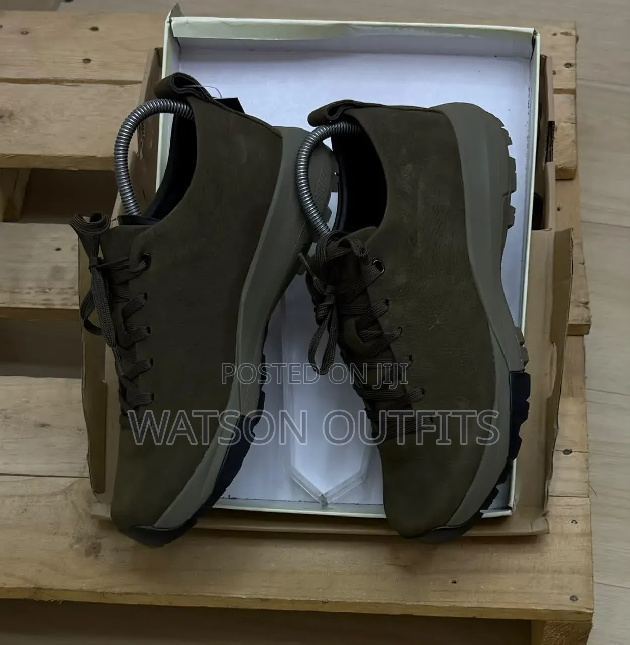 3 Colours Ecco Brand Men's Leather Sneakers or Shoes Very Nice