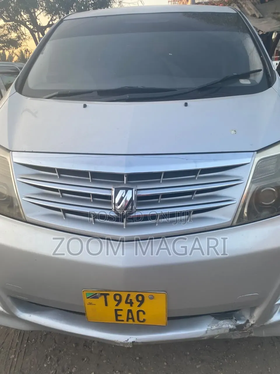 Toyota Alphard 2005 Silver