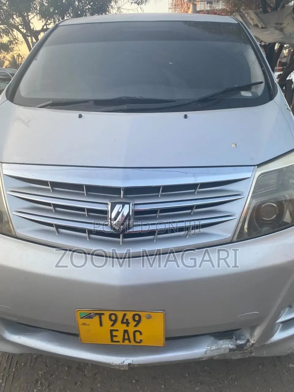 Toyota Alphard 2005 Silver