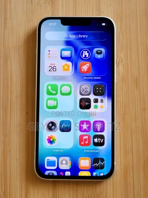 Apple iPhone 13 256 GB White