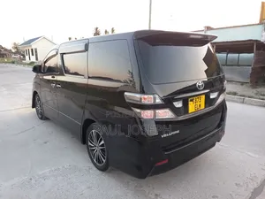 Toyota Vellfire 2010 Black