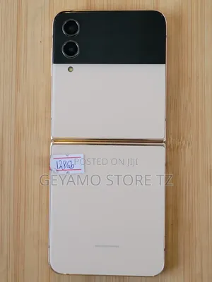 Samsung Galaxy Z Flip4 128 GB White